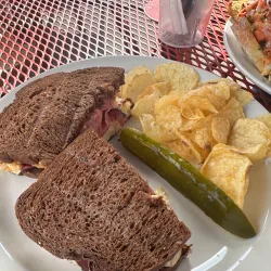 Benedict Tavern - Hudson