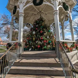 Medina Public Square Historic District - Medina
