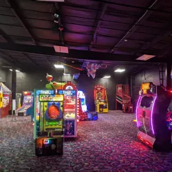 Ghostly Manor Thrill Center - Sandusky