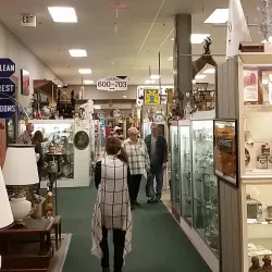 Springfield Antique Mall - Springfield