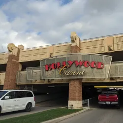 Hollywood Casino Toledo - Toledo