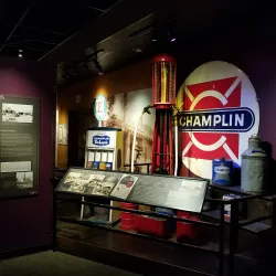 Cherokee Strip Regional Heritage Center - Enid