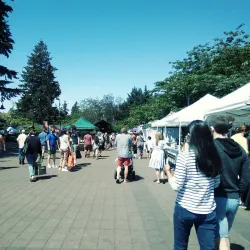 Lake Oswego Farmers' Market - Lake Oswego