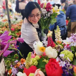 Lake Oswego Farmers' Market - Lake Oswego