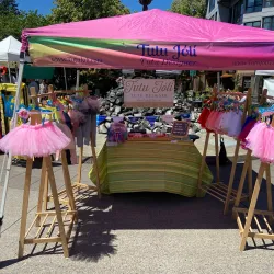 Lake Oswego Farmers' Market - Lake Oswego