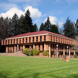 Marylhurst University Campus - Lake Oswego