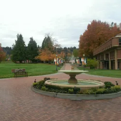 Marylhurst University Campus - Lake Oswego