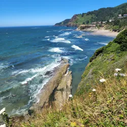 Devil's Punchbowl State Natural Area - Newport
