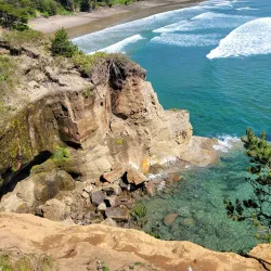 Devil's Punchbowl State Natural Area - Newport