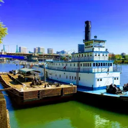 Tom McCall Waterfront Park - Portland