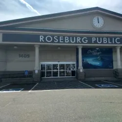 Roseburg Public Library - Roseburg