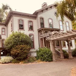 Bush's Pasture Park - Salem