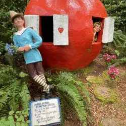 Enchanted Forest Theme Park - Salem