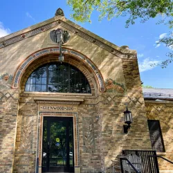 Erie Zoo & Botanical Gardens - Erie