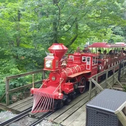 Erie Zoo & Botanical Gardens - Erie