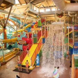 Splash Lagoon Indoor Water Park Resort - Erie