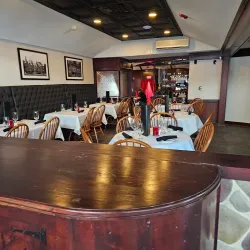 The Great American Pub - Malvern