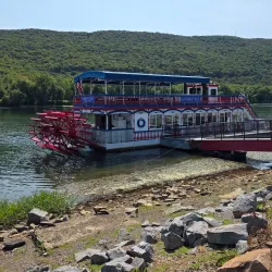 Hiawatha Paddlewheel Riverboat - Williamsport