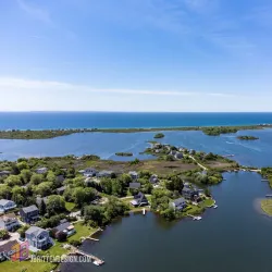 Green Hill Pond Preserve - Wakefield-Peacedale