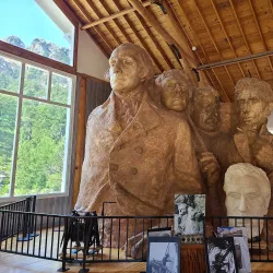 Mount Rushmore National Memorial - Rapid City