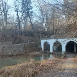 Dunbar Cave State Park - Clarksville