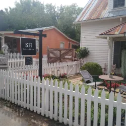 Leiper's Fork Village - Franklin