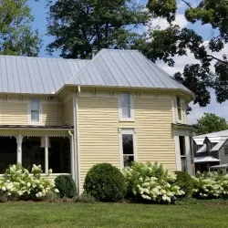 Leiper's Fork Village - Franklin