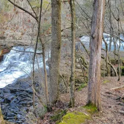 Old Stone Fort State Archaeological Park - Manchester