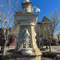 Warren County Courthouse - McMinnville