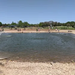 Veterans Memorial Park - Cedar Park