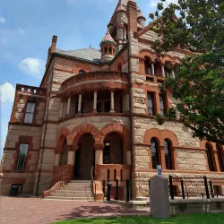 Sulphur Springs Downtown Historic District - Como