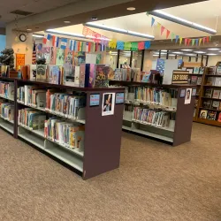 DeSoto Public Library - De Soto