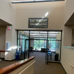 DeSoto Public Library - De Soto