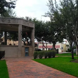 San Agustin Plaza - Laredo