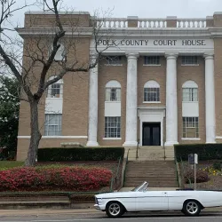 Polk County Courthouse - Livingston
