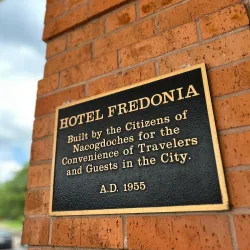 Fredonia Hotel - Longview