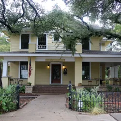 Chestnut Square Historic Village - McKinney