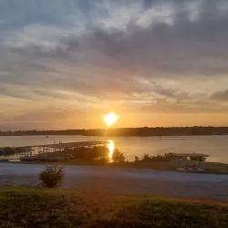 Whitney Lake Marina - Whitney