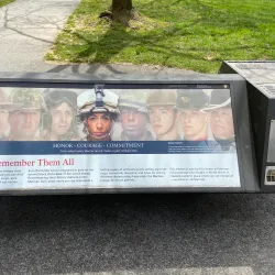 Marine Corps War Memorial (Iwo Jima Memorial) - Arlington