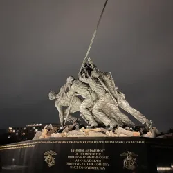 Marine Corps War Memorial (Iwo Jima Memorial) - Arlington
