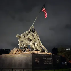 Marine Corps War Memorial (Iwo Jima Memorial) - Arlington