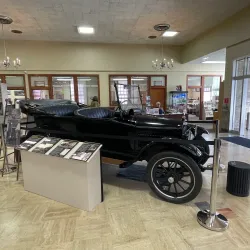 Montgomery Museum and Lewis Miller Regional Art Center - Christiansburg