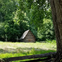 Claude Moore Colonial Farm - McLean