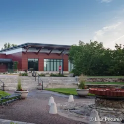 Midlothian Community Library - Midlothian