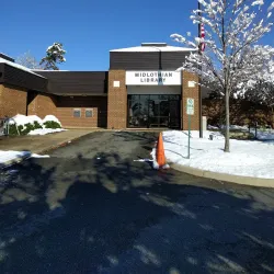 Midlothian Community Library - Midlothian