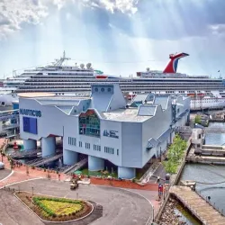 Nauticus and Battleship Wisconsin - Norfolk