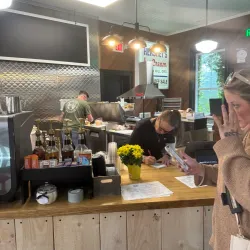 Round Hill Farmers Market - Round Hill