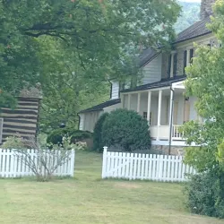 Sky Meadows State Park - Round Hill