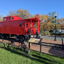 Washington & Old Dominion Railroad Regional Park (W&OD Trail) - Round Hill