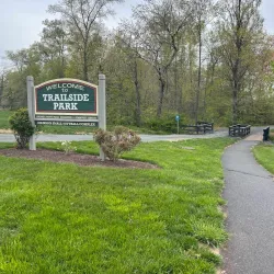 Trailside Park - South Riding